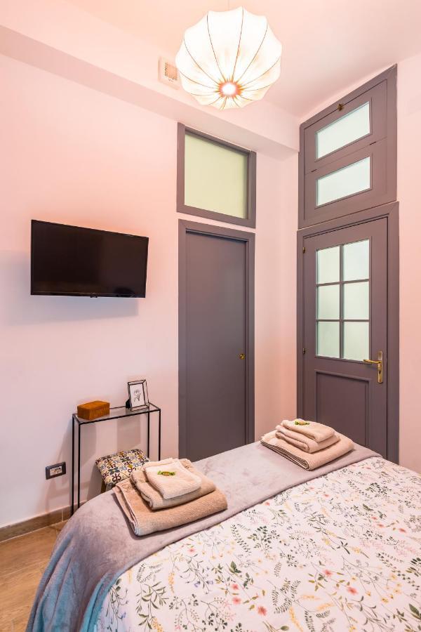 Appartement Eccehomo 29 La Casa Di Piero à Naples Extérieur photo